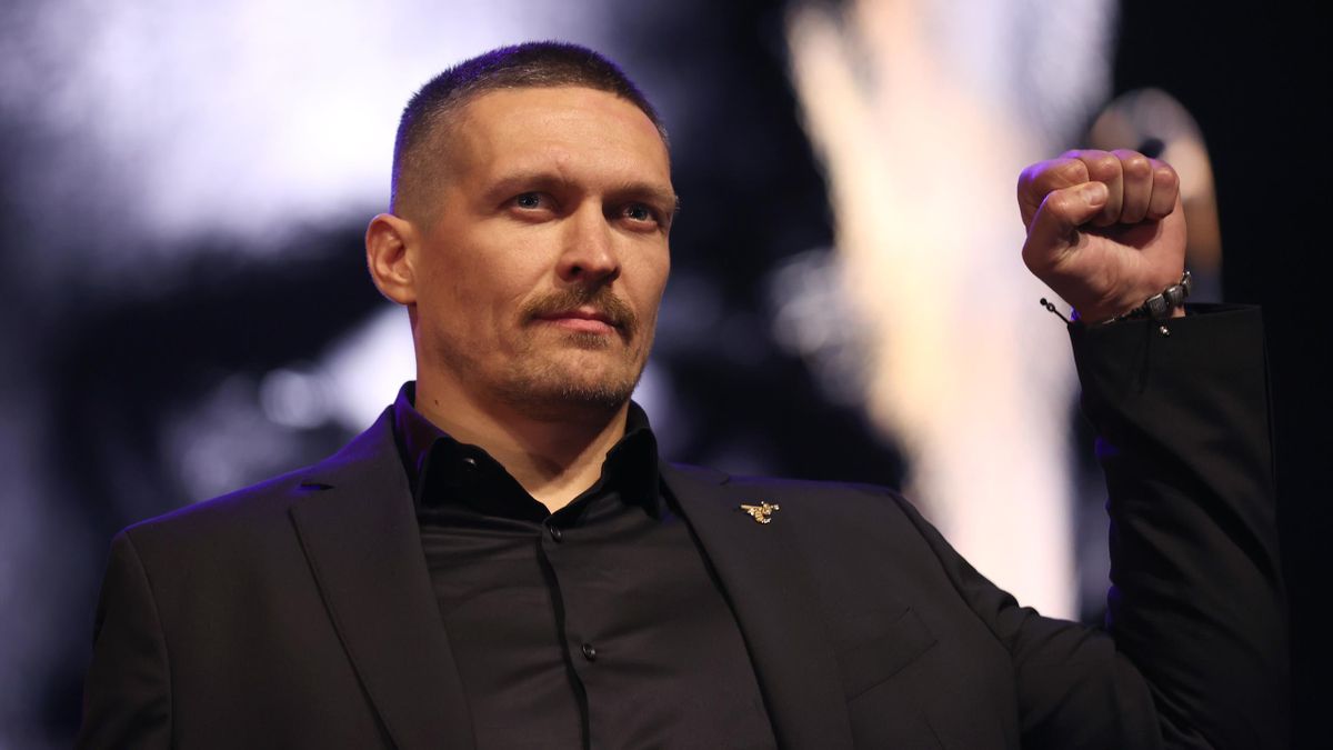 Усик окреслив два шляхи розвитку своєї кар'єри 6 Олександр Усик / Фото - ВВС