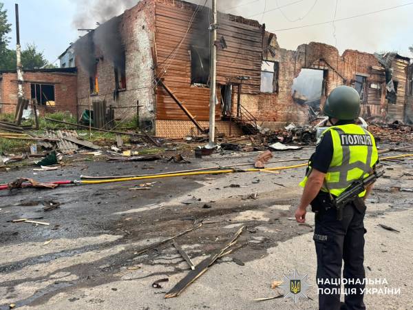 10 загиблих та 49 поранених: наслідки нічних обстрілів України 8