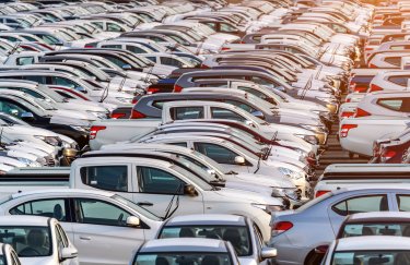 Українці скупили авто на 96,6 млрд грн: хто став лідером імпорту 13 Українці скупили авто на 96,6 млрд грн: хто став лідером імпорту 11