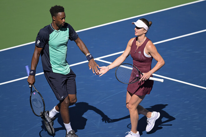 Монфіс ефектно рятує м'яч у чвертьфіналі US Open 3