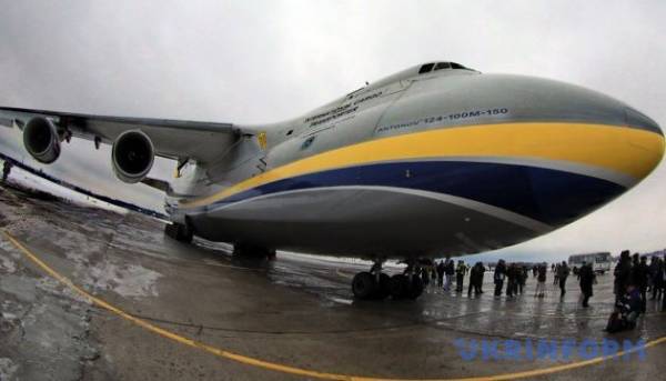 Український літак із боєприпасами зіткнувся з дроном у Лейпцигу 13 Український літак із боєприпасами зіткнувся з дроном у Лейпцигу 13