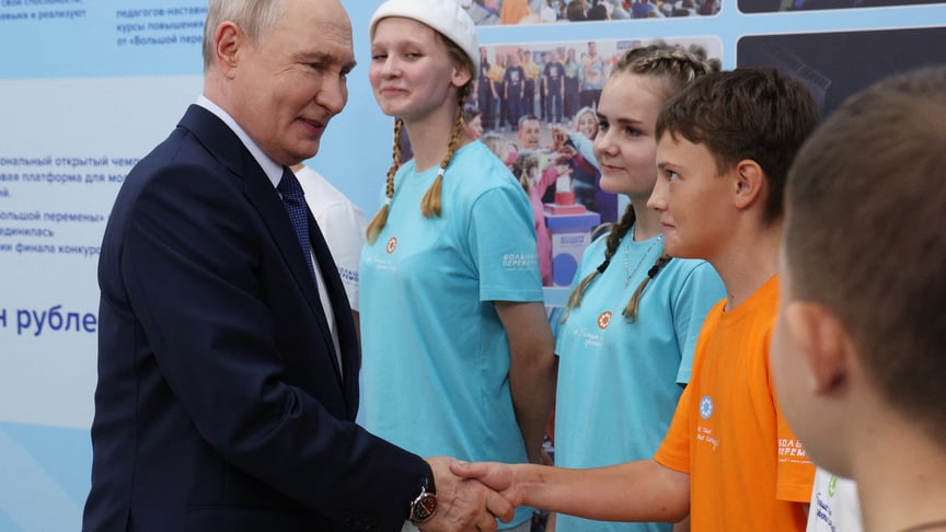 Ціни на бензин у Росії падають напередодні візитів Путіна