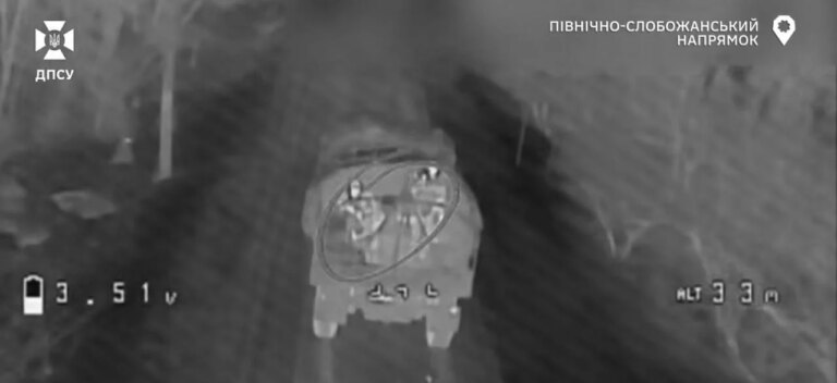 Прикордонники 105-го загону нищать ворожу техніку та склади на Сумщині 17 Прикордонники 105-го загону нищать ворожу техніку та склади на Сумщині 11