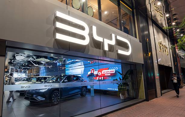 BYD готує електричний кросовер для Європи 10