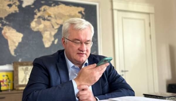 Сибіга та глава МЗС Вірменії обговорили безпеку в регіоні