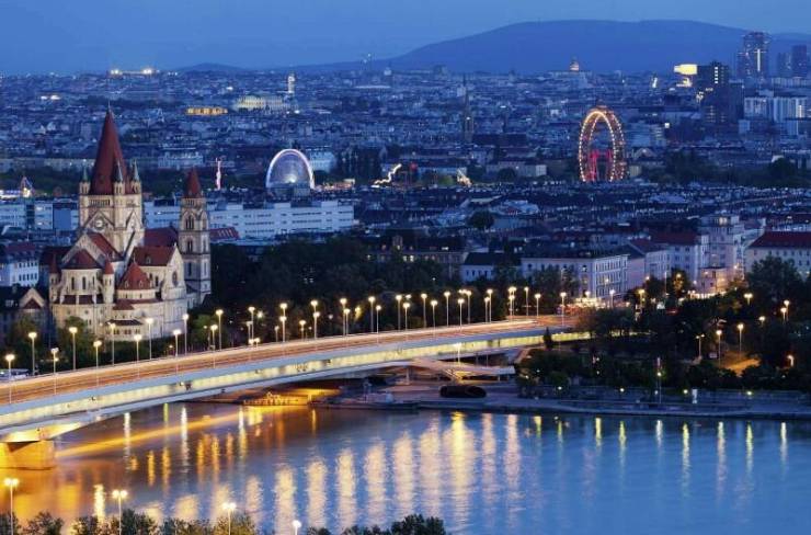 Нова ера кіно: відродити старі шедеври чи створити щось зовсім несподіване? 9