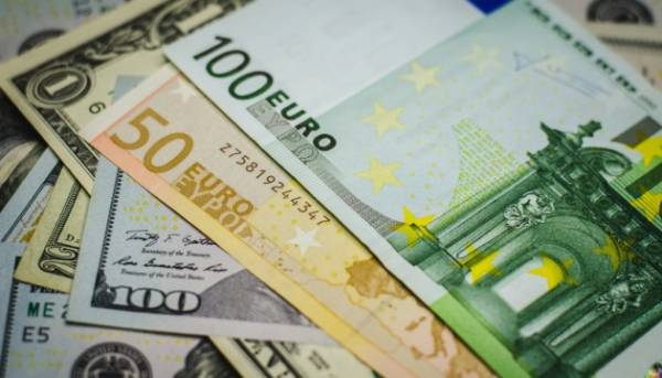 Нацбанк підвищив курси долара та євро: скільки коштуватиме валюта 7 серпня 5