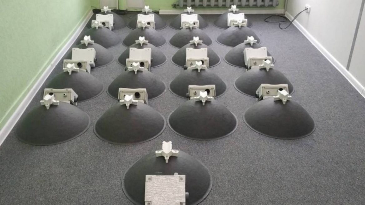 Українські розробники створили пасивну акустичну систему Zvook. Ось, як AI-проєкт ловить ворожі ракети. Українські розробники створили пасивну акустичну систему Zvook. Ось, як AI-проєкт ловить ворожі ракети.