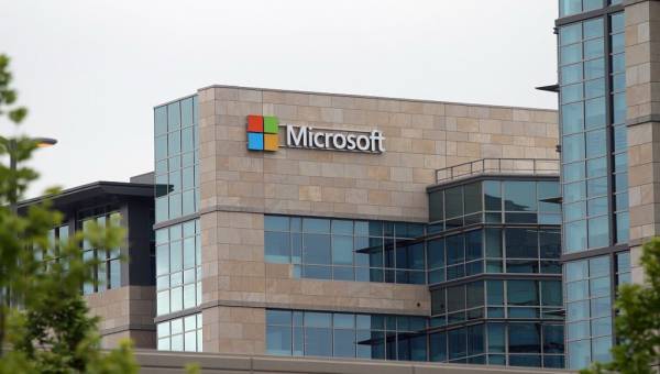 Microsoft витрачає до $28 000 на місяць на розвиток ШІ