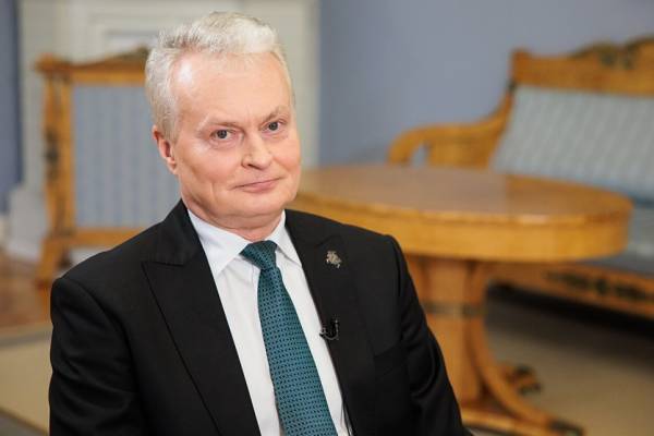 Президент Литви привітав українців державною мовою 15