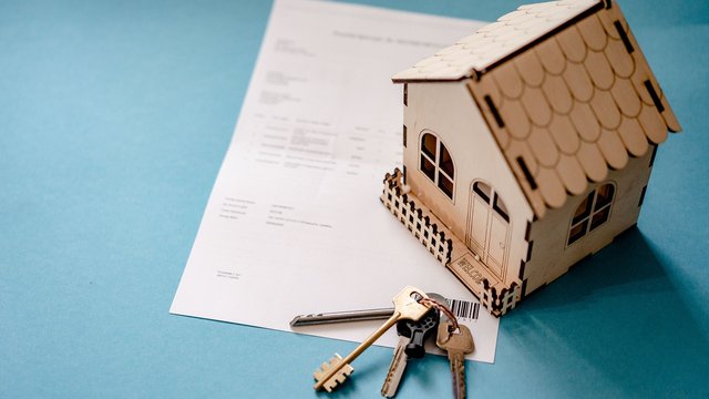 Податок на нерухомість приніс на 9% більше доходів за сім місяців 4