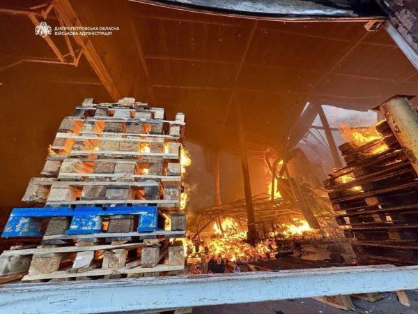 Зберігання ліків спростили через удари РФ по складах 10