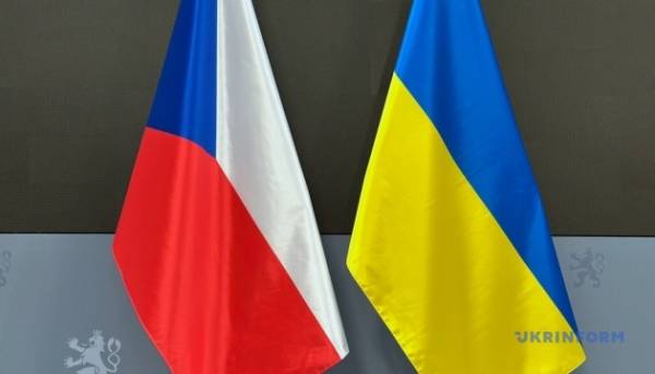 Чехія відмовляє українцям у тимчасовому захисті: причина – вік 3 Чехія відмовляє українцям у тимчасовому захисті: причина – вік 3