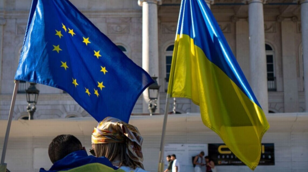 Українців у Європі просять надати дані з «Резерв+» для продовження тимчасового захисту 5