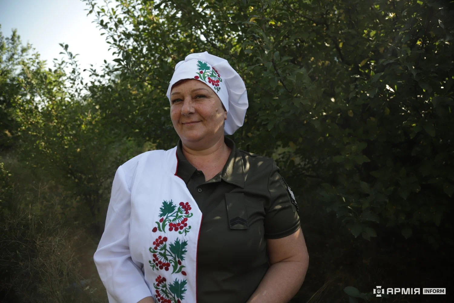 Польова кухня 40-ї артбригади: кухар Марія готує обіди з пів на п'яту ранку 12