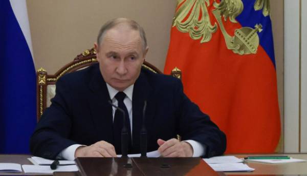 Путін закликав захоплювати західні судна у відповідь на арешт російських танкерів 14 Путін закликав захоплювати західні судна у відповідь на арешт російських танкерів 13