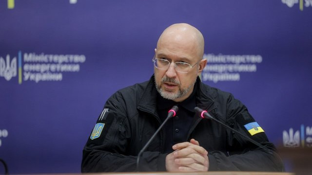 Китайський космічний корабель успішно приземлився на зворотному боці Місяця