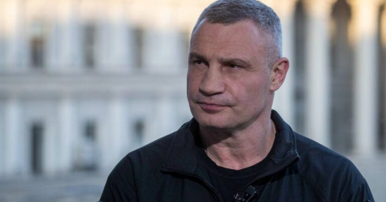 Київ пропонує змінити правила тривог і комендантської години 9