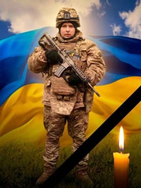 На Чернігівщині попрощалися з героєм, який два роки боронив Україну 6
