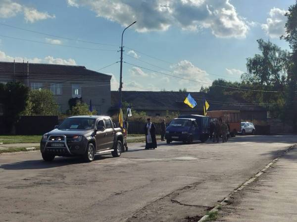На Чернігівщині в останню путь провели ветерана, чиє життя обірвалося раптово 5