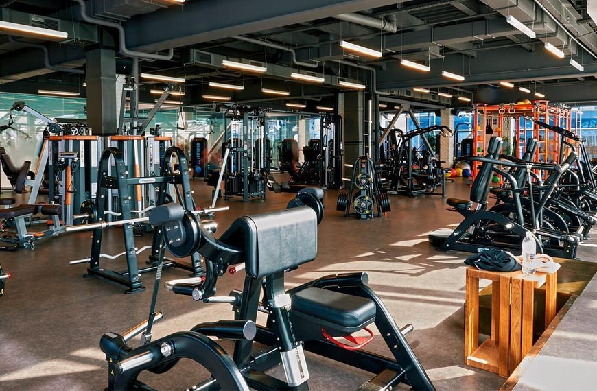 SkyFitness у ТРЦ Gulliver: преміальний фітнес-клуб та панорамний басейн у серці столиці