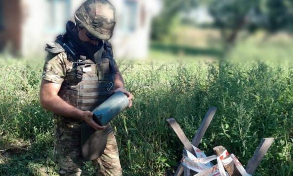 На подвір’ї будинку на Чернігівщині виявили частину російського дрона