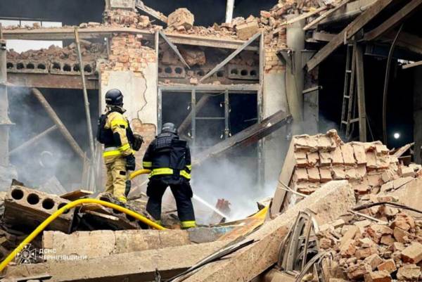 Прилуки в жалобі: місто прощається з жертвами ворожої атаки 2