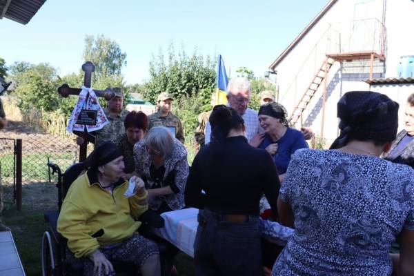 На Чернігівщині провели в останню путь загиблого мінера 7