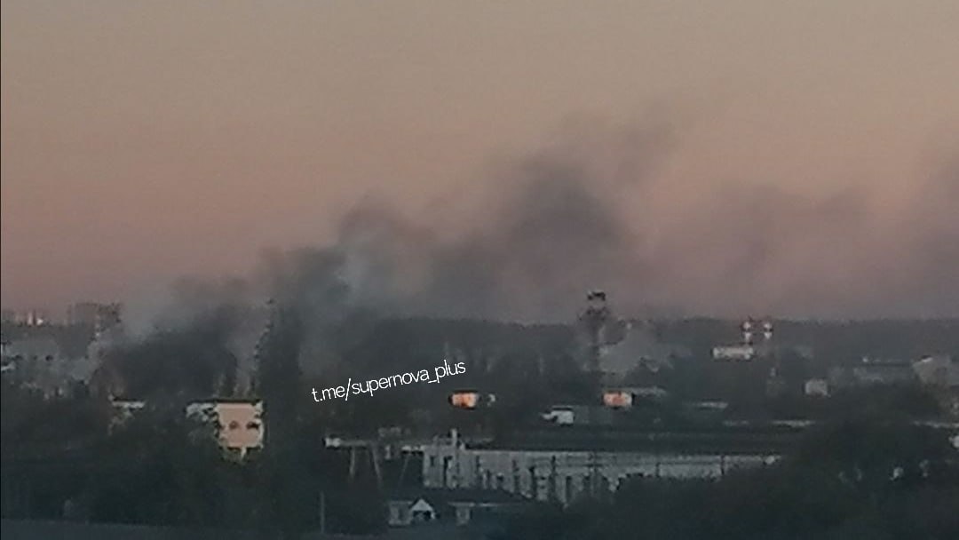 Атака на Воронеж: крім нафтохімічного заводу, дрони, ймовірно, уразили авіазавод&hellip;