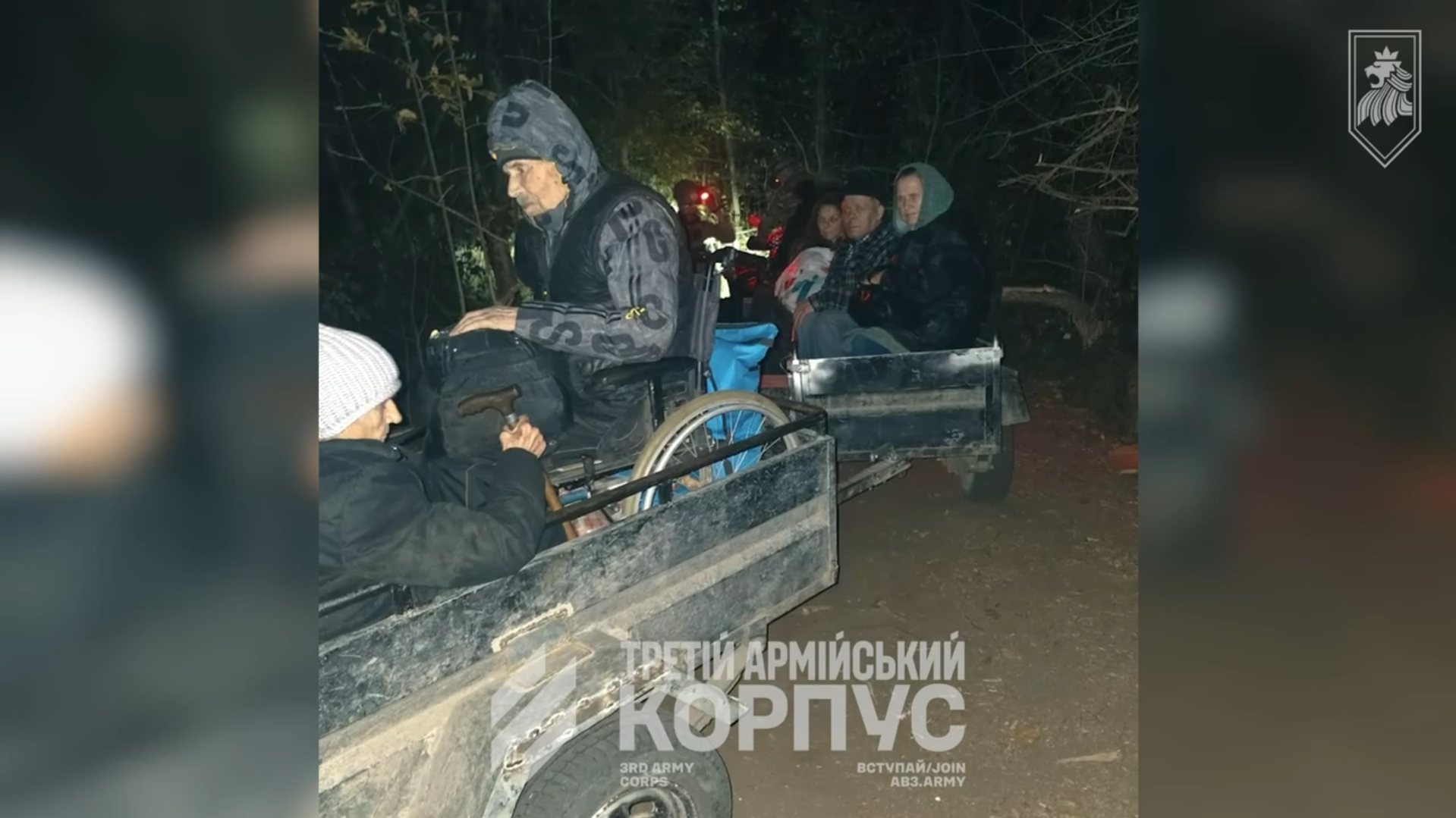 Українські військові евакуюють цивільних громадян з міста Лиман. Жовтень 2026. Кадр з відео 63-ї ОМБр