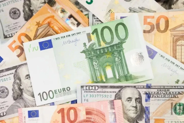 Гривня істотно просіла до євро: курс валют на 2 квітня