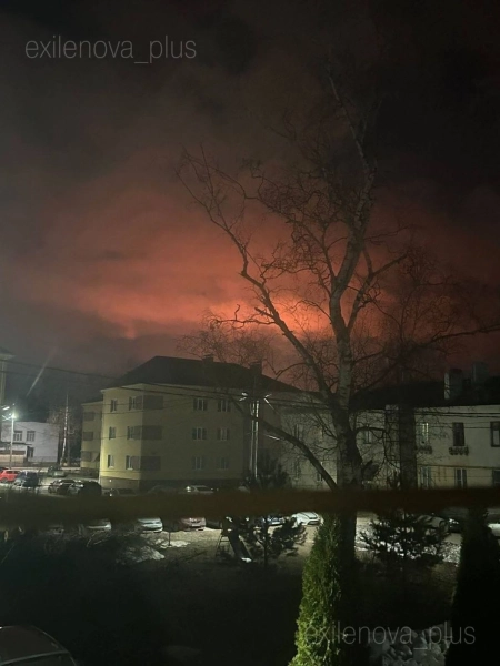 Дрони спричинили вибухи та пожежу на Кстовському НПЗ – масштабна атака на нафтопереробний гігант рф. 6