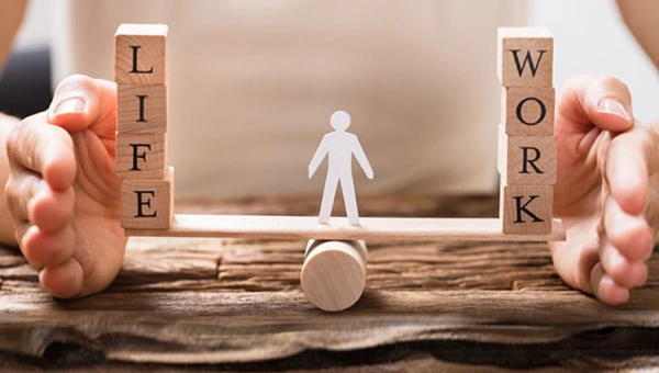 Жіноче вигорання: розпізнайте тригери та знайдіть свій баланс між кар'єрою та життям 6 Вигорання у жінок - що підсилює ризики і як втримати баланс між роботою та життям