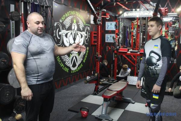 12-річний Василь Маєвський: Український юнак підкорює світові рекорди 13 12-річний Василь Маєвський: Український юнак підкорює світові рекорди 13