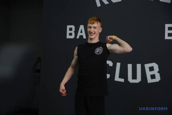 Чемпіонський рух: Пауерліфтер з інвалідністю долає власну вагу двічі 19 Чемпіонський рух: Пауерліфтер з інвалідністю долає власну вагу двічі 19