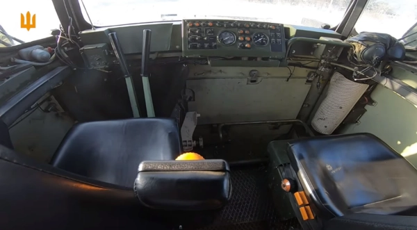 ЗСУ тренують водіїв на унікальних машинах YPR-765 4