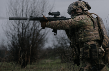 військовий ЗСУ, зброя
