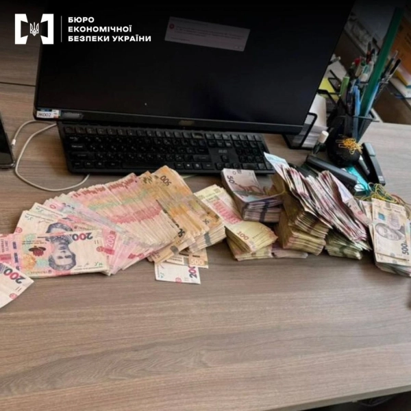 Квітковий бізнес в Одесі: як фіктивні ФОПи розкрили схему 8
