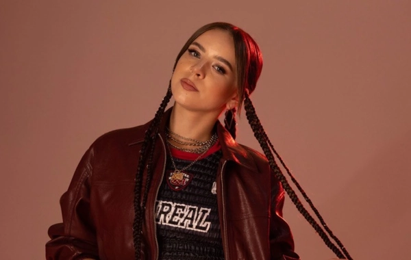 Nastya Semchuk виконає культову пісню Степана Гіги на Вечорі пам'яті