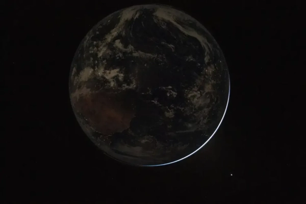 Artemis II: Екіпаж наблизився до Місяця, демонструючи епічні космічні світлини 8