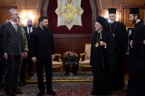 Зеленський запросив Вселенського Патріарха Варфоломія відвідати Україну. 8