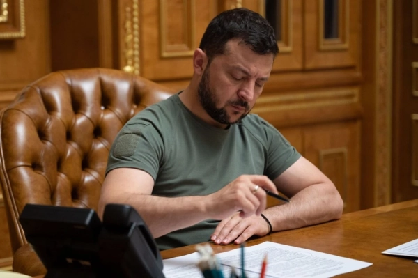 Україна вдарила санкціями по ядру російського ВПК від виробників озброєнь до мереж з обходу санкцій - Зеленський ввів у дію рішення РНБО