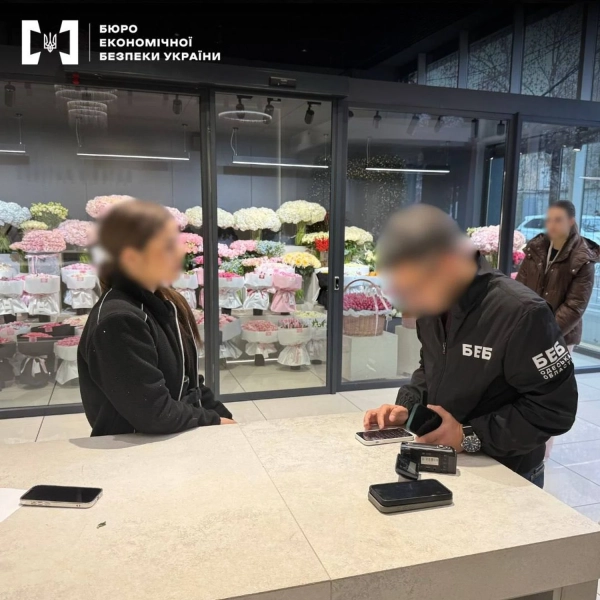 Квітковий бізнес в Одесі: як фіктивні ФОПи розкрили схему 11