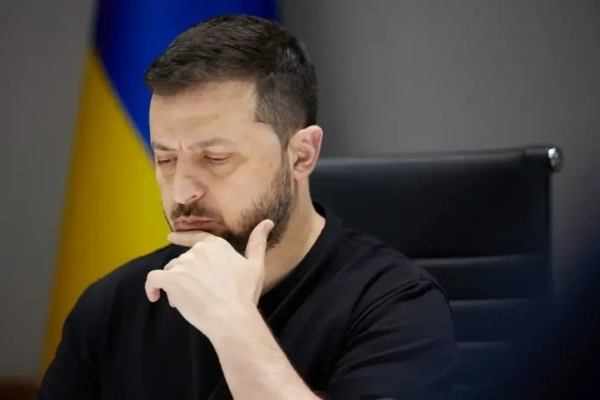 Зеленський закликав Раду терміново ухвалити закони, щоб уникнути фінансової кризи - Reuters